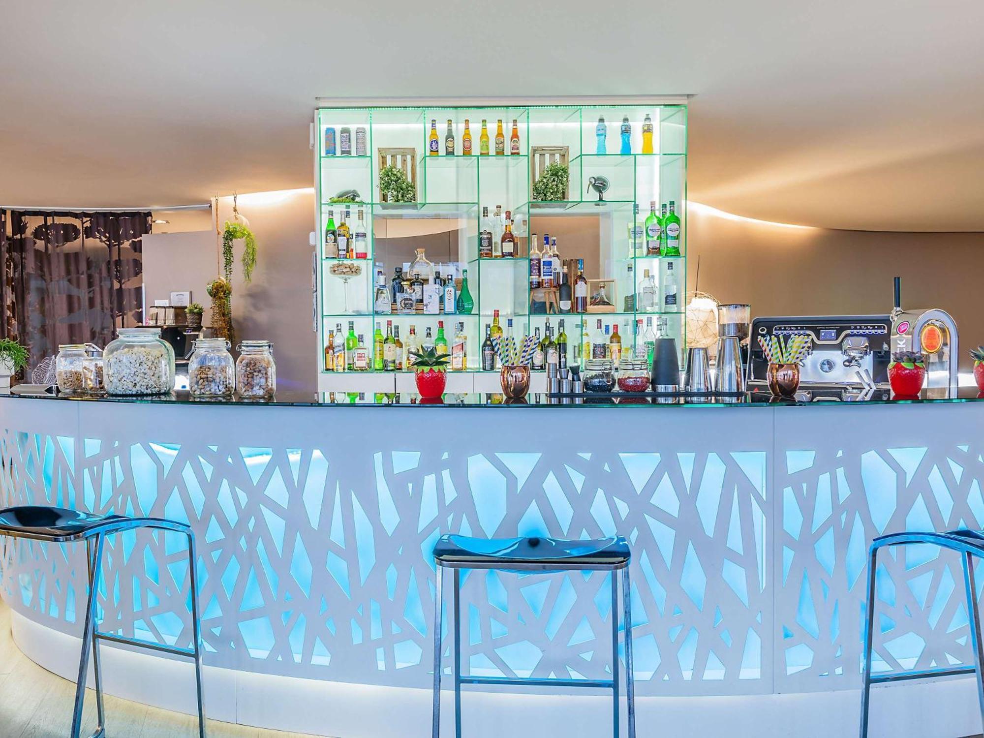 Novotel Setubal Bagian luar foto